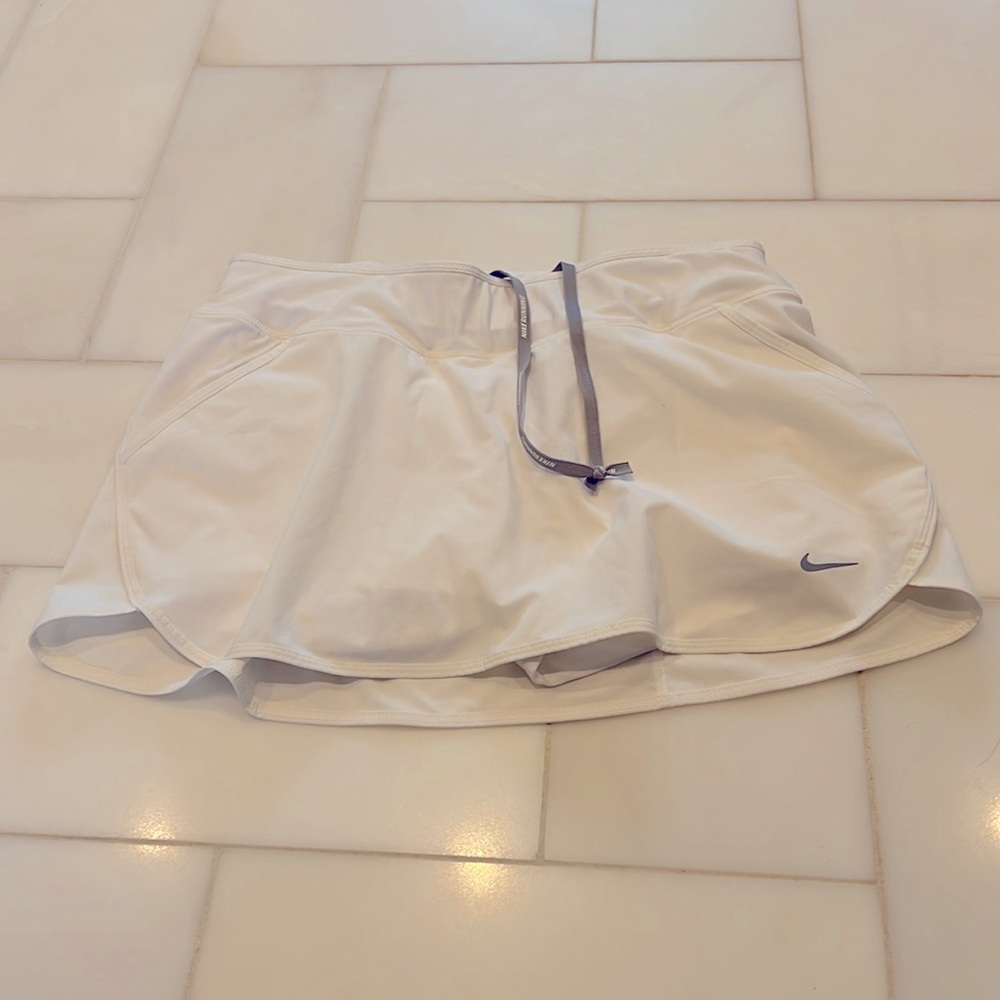 Nike Women’s Running Skirt with shorts liner. Size Small